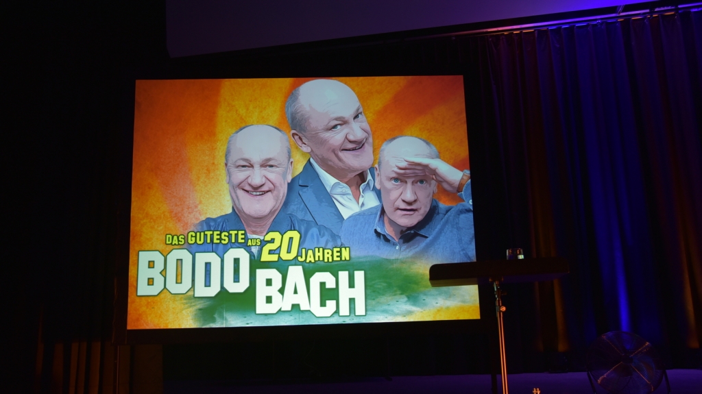 Bodo Bach: Bühnenbild in der Kurpfalzhalle