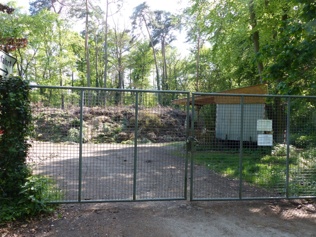 Häckselplatz Einfahrtstor