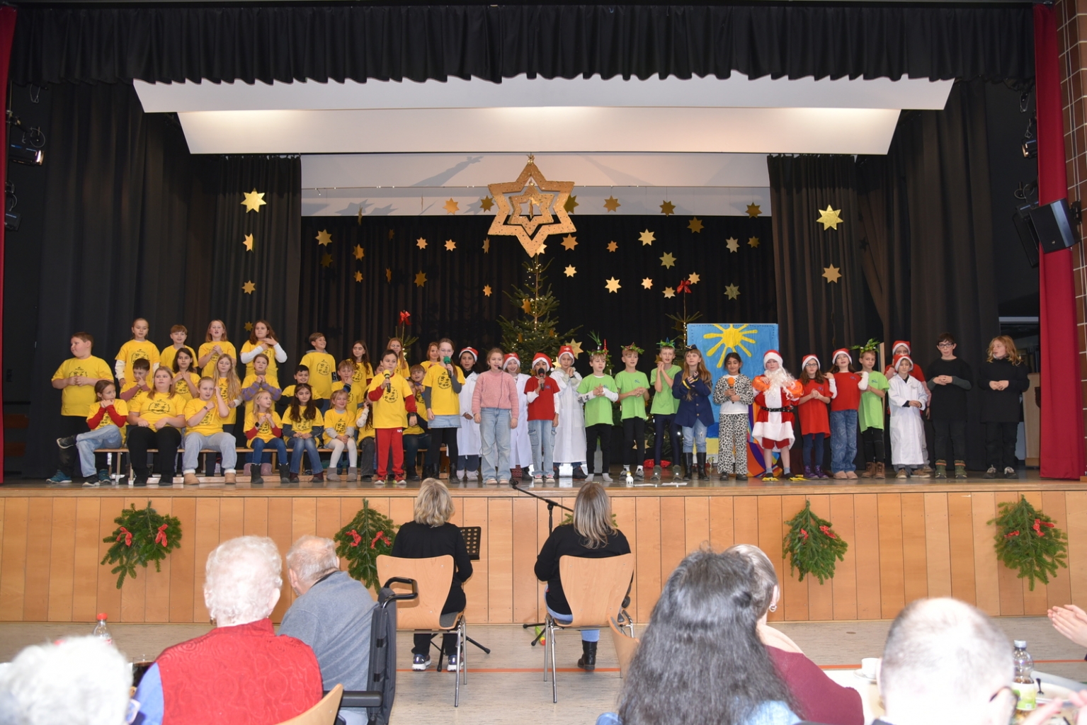 Kinder der Theodor-Heuss-Schule führten ein Musical auf.