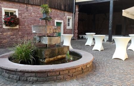 Brunne im Hof Mannheimer Str. 59