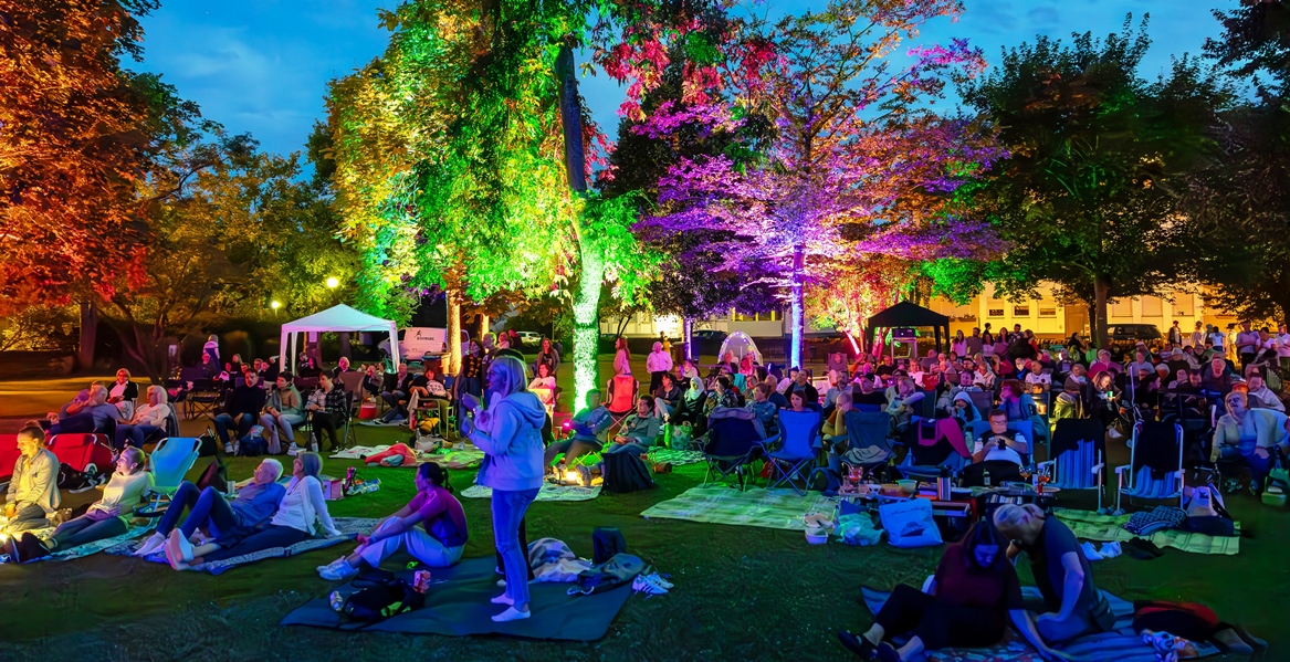 Open-Air-Kino im Gemeindepark mit Musik